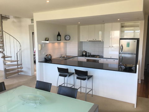 Geelong Waterfront Penthouse Apartment - Accommodation Tasmania 11