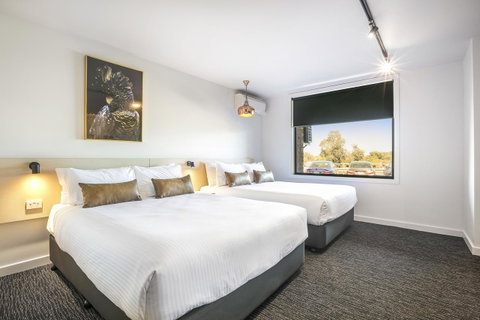 Nightcap At The Cheeky Squire - Accommodation Tasmania 19