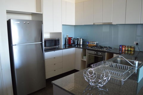 3BR Apartment At Victoria Tower Southbank - Accommodation Tasmania 4