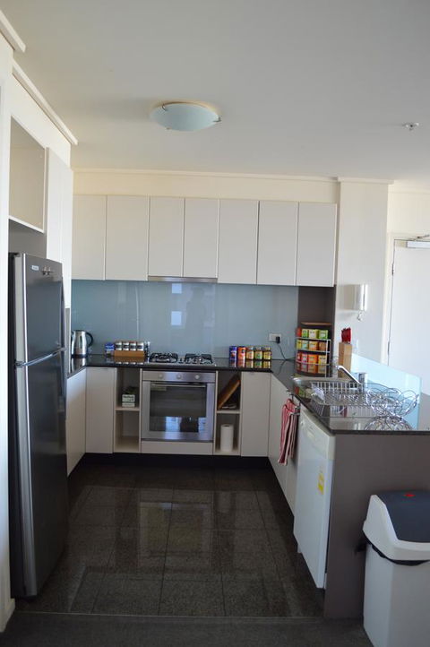 3BR Apartment At Victoria Tower Southbank - Accommodation Tasmania 3
