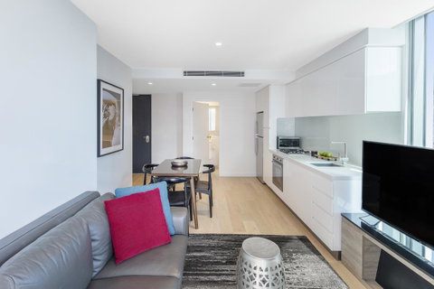 Imagine Marco - Accommodation Tasmania 24