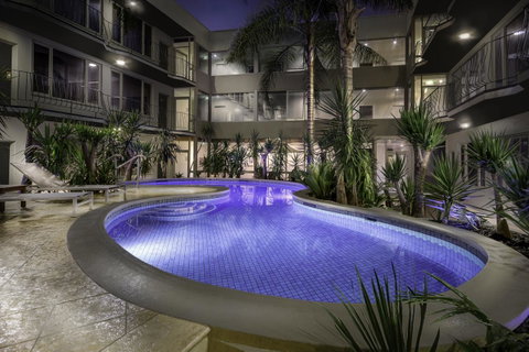 BEST WESTERN PLUS Travel Inn - Accommodation Tasmania 2