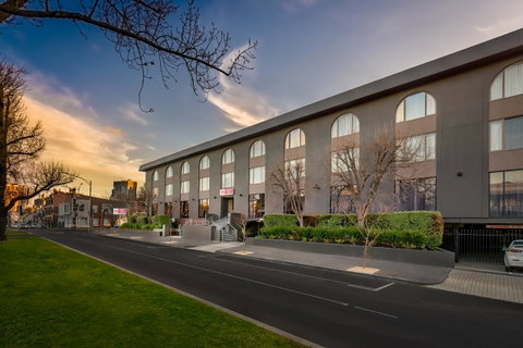 BEST WESTERN PLUS Travel Inn - Accommodation Tasmania 7