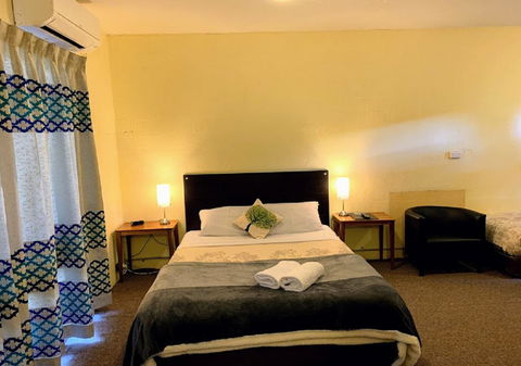 Mountain Creek Motel Bar & Restaurant - Accommodation Tasmania 3