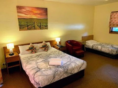 Mountain Creek Motel Bar & Restaurant - Accommodation Tasmania 27