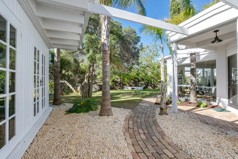Oasis On Grange - Accommodation Tasmania 15