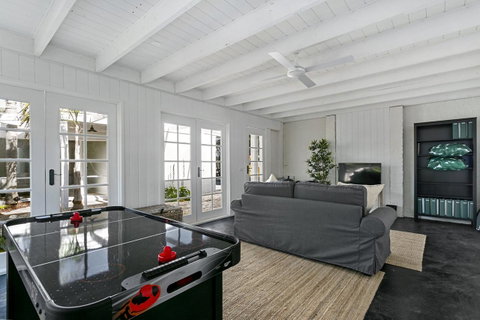 Oasis On Grange - Accommodation Tasmania 7