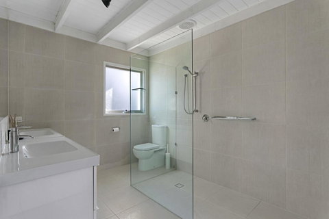 Oasis On Grange - Accommodation Tasmania 14