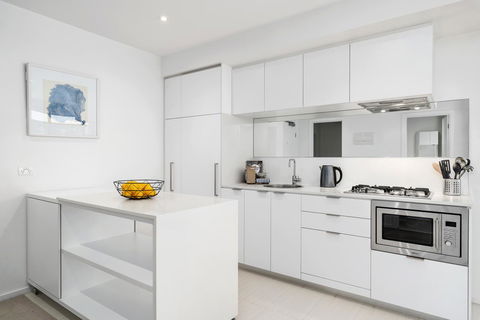 Complete Host Tiara Apartments - Accommodation Tasmania 37