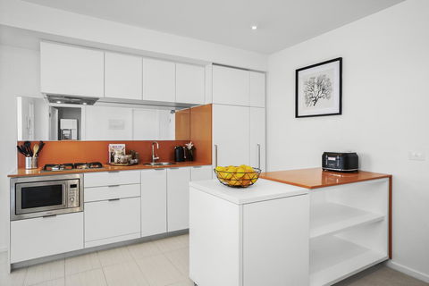 Complete Host Tiara Apartments - Accommodation Tasmania 14