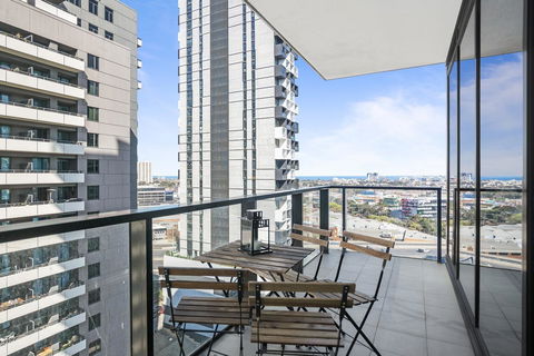 Complete Host Tiara Apartments - Accommodation Tasmania 11