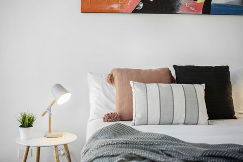 Complete Host Tiara Apartments - Accommodation Tasmania 7