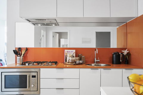 Complete Host Tiara Apartments - Accommodation Tasmania 2