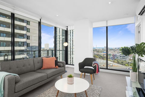 Complete Host Tiara Apartments - Accommodation Tasmania 16