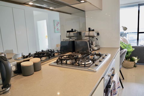 Pride Docklands Waterfront Apartment City View - Accommodation Tasmania 22