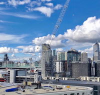 Pride Docklands Waterfront Apartment City View - Accommodation Tasmania