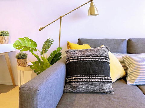 Pride Docklands Waterfront Apartment City View - Accommodation Tasmania 33