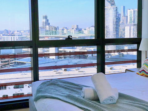 Pride Docklands Waterfront Apartment City View - Accommodation Tasmania 27