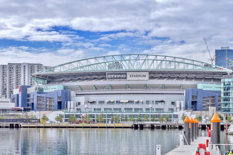 Pride Docklands Waterfront Apartment City View - Accommodation Tasmania 37