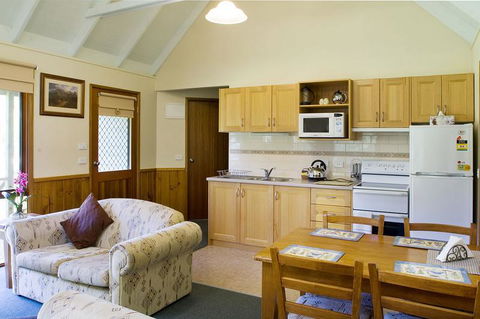 Shady Brook Cottages - Accommodation Tasmania 2
