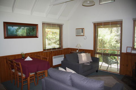 Shady Brook Cottages - Accommodation Tasmania 26