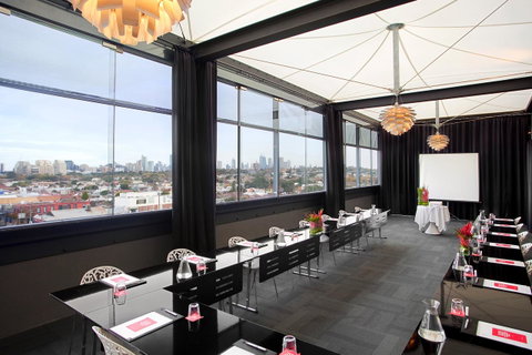 The Cullen Melbourne - Art Series - Accommodation Tasmania 25