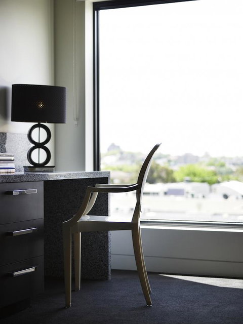 The Cullen Melbourne - Art Series - Accommodation Tasmania 2