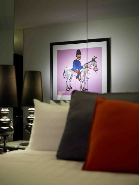 The Cullen Melbourne - Art Series - Accommodation Tasmania 10