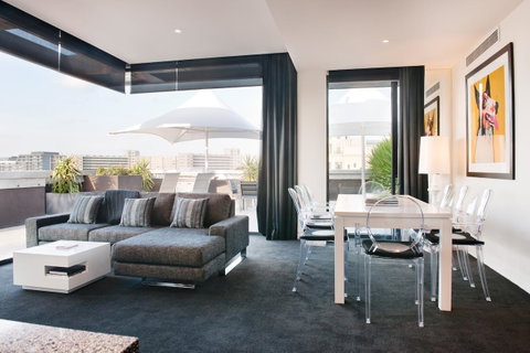The Cullen Melbourne - Art Series - Accommodation Tasmania 12