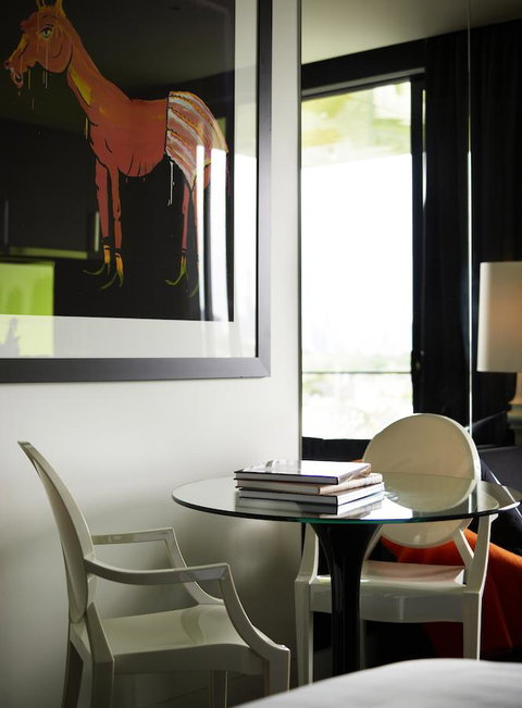 The Cullen Melbourne - Art Series - Accommodation Tasmania 1