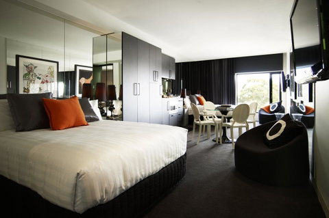 The Cullen Melbourne - Art Series - Accommodation Tasmania 16
