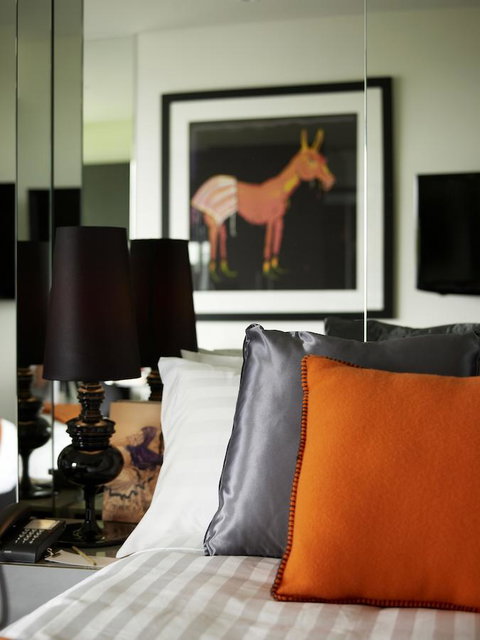 The Cullen Melbourne - Art Series - Accommodation Tasmania 8