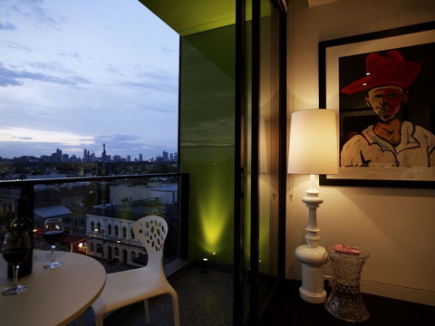 The Cullen Melbourne - Art Series - Accommodation Tasmania 14