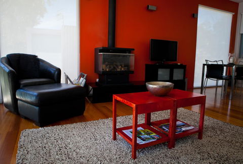 Battery Cove Beach Front Apartment - Accommodation Tasmania 10