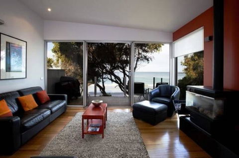 Battery Cove Beach Front Apartment - Accommodation Tasmania 14