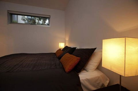 Battery Cove Beach Front Apartment - Accommodation Tasmania 15