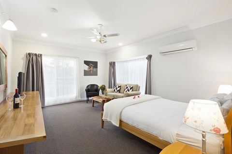 The International Motel Apollo Bay - Accommodation Tasmania 19