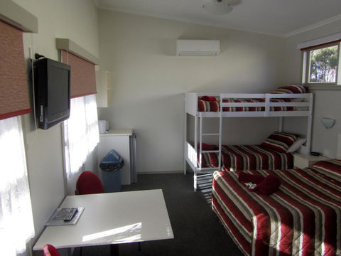 The Highlander Motel - 24HR Check In - Accommodation Tasmania 21