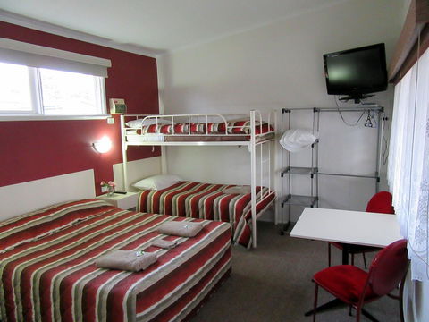 The Highlander Motel - 24HR Check In - Accommodation Tasmania 17