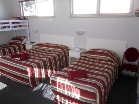 The Highlander Motel - 24HR Check In - Accommodation Tasmania 24