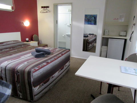 The Highlander Motel - 24HR Check In - Accommodation Tasmania 1