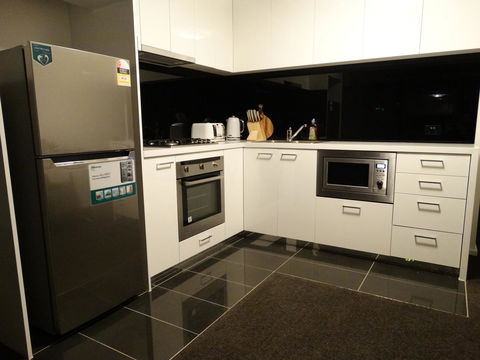 Cloud9 Luxury Apartments - Accommodation Tasmania 5