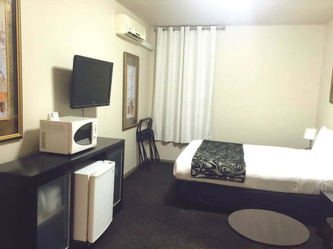 City Square Motel - Accommodation Tasmania 1