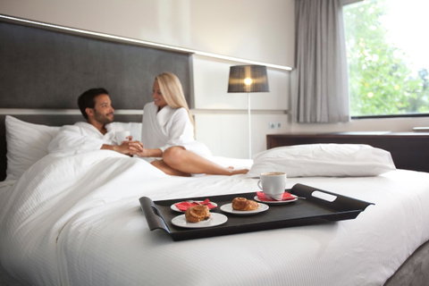 Crowne Plaza Melbourne Carlton, An IHG Hotel - Accommodation Tasmania 37