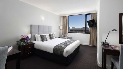Crowne Plaza Melbourne Carlton, An IHG Hotel - Accommodation Tasmania 7