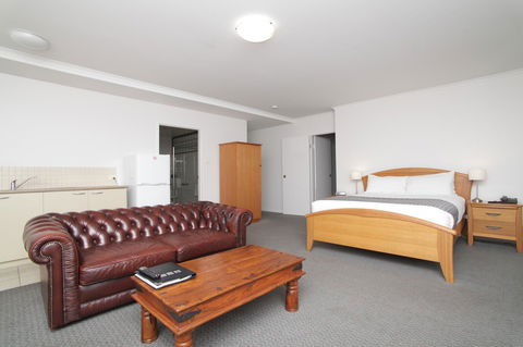 Quality Inn & Suites The Menzies - Accommodation Tasmania 8