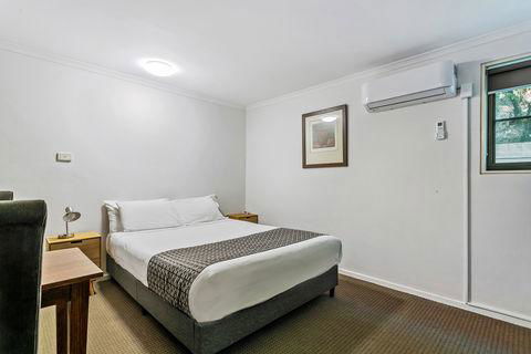 Quality Inn & Suites The Menzies - Accommodation Tasmania 3