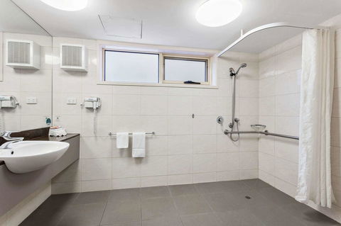 Quality Hotel Bayside Geelong - Accommodation Tasmania 13