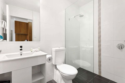 Quality Hotel Bayside Geelong - Accommodation Tasmania 24