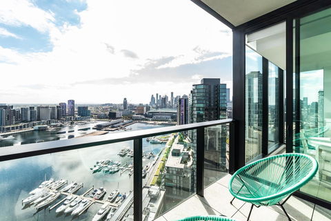 Melbourne Private Apartments - Collins Wharf Waterfront, Docklands - Accommodation Tasmania 2